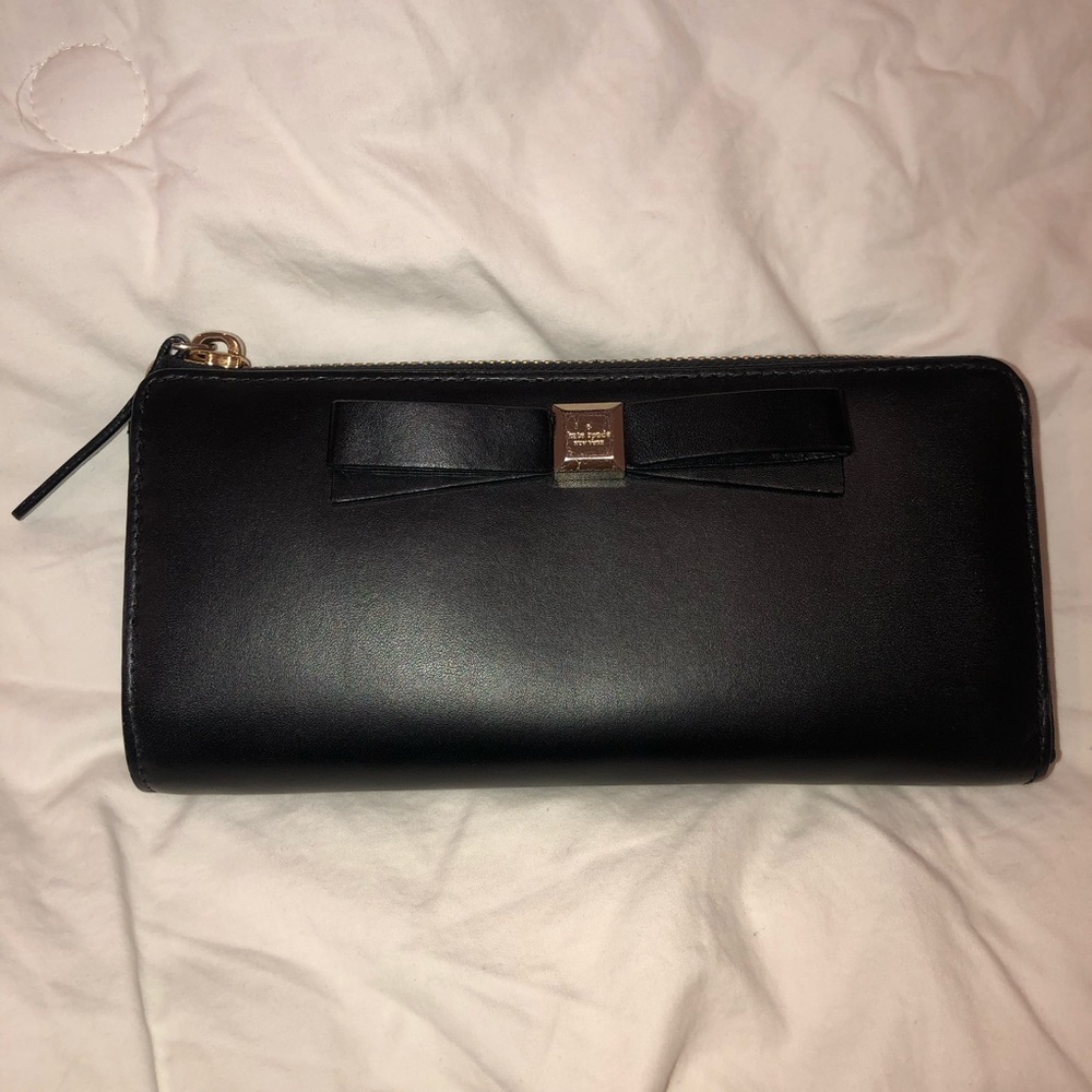 Kate Spade black continental leather wallet